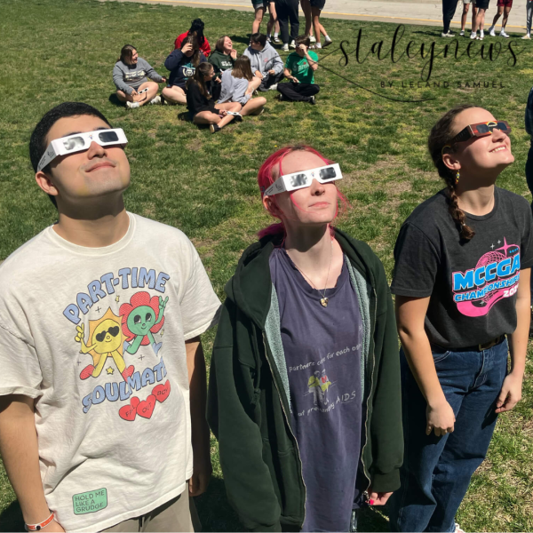 School Community Heads Outside For Eclipse