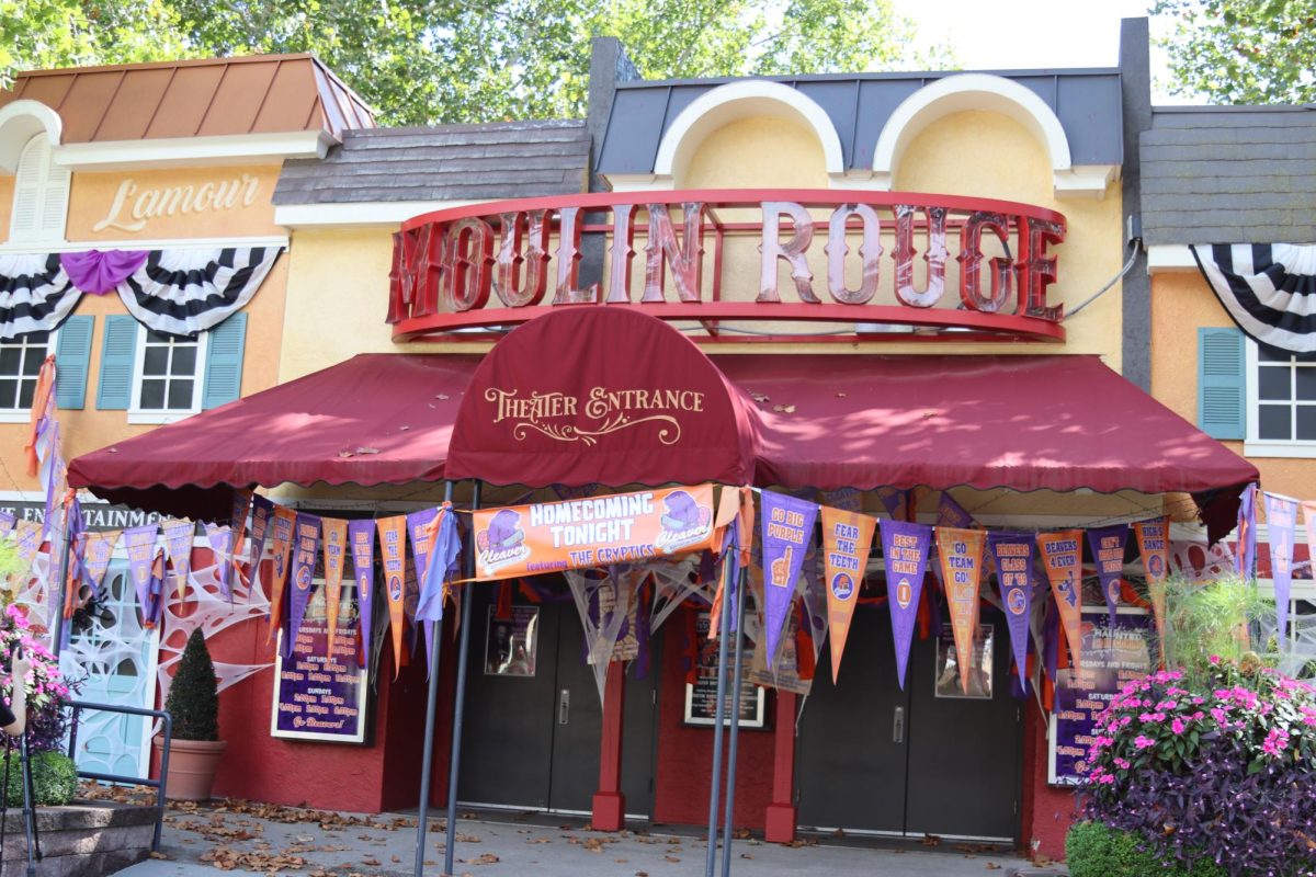 'Haunted Homecoming' at the Moulin Rouge