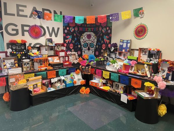 For Day Of The Dead, Students Honor Forgotten Scientists