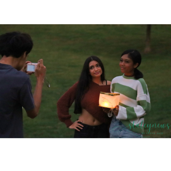 ASU Holds Lantern Festival Near Pond