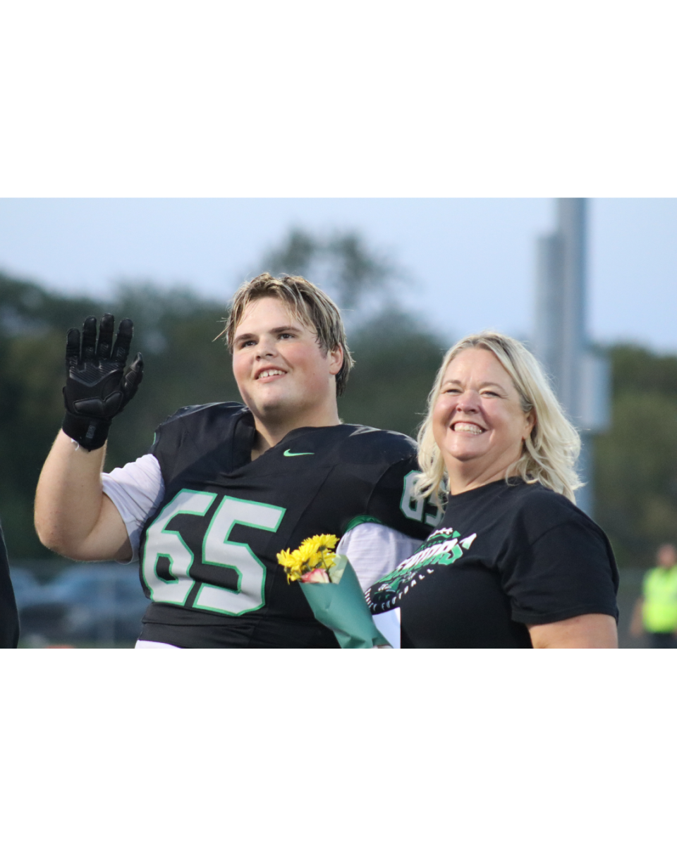 Senior Night: Football, Emeralds, Cheer, Band, Diamonds