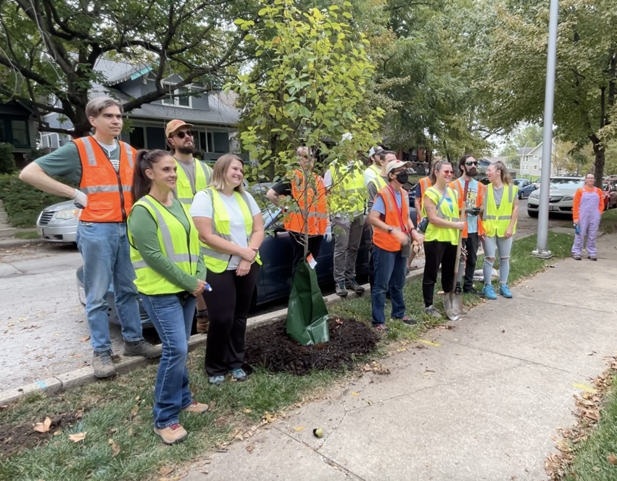 Student Volunteers Bridge The Gap