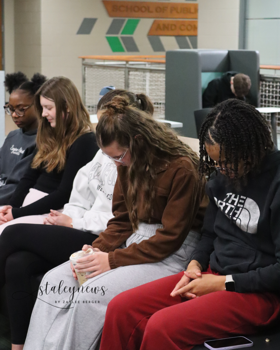 New Religious Club Meets