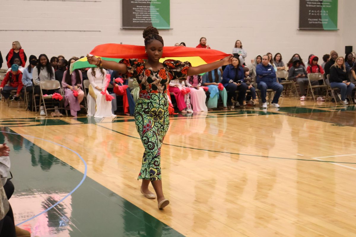 Then-freshman Kezia Mensah-Apau performs in the Diversity Assembly Nov. 22, 2024.