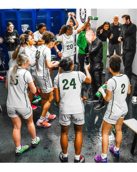 Girls Basketball Earns District Championship