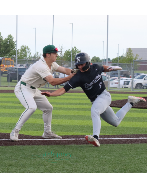 Varsity Baseball Hits 11-Game Winning Streak